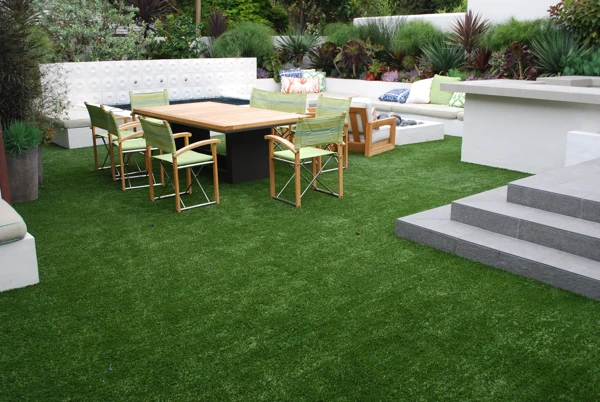 Artificial Grass Helps Dubai Conserve Water