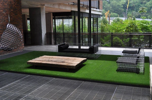 Luxury Artificial Turf Online in Dubai
